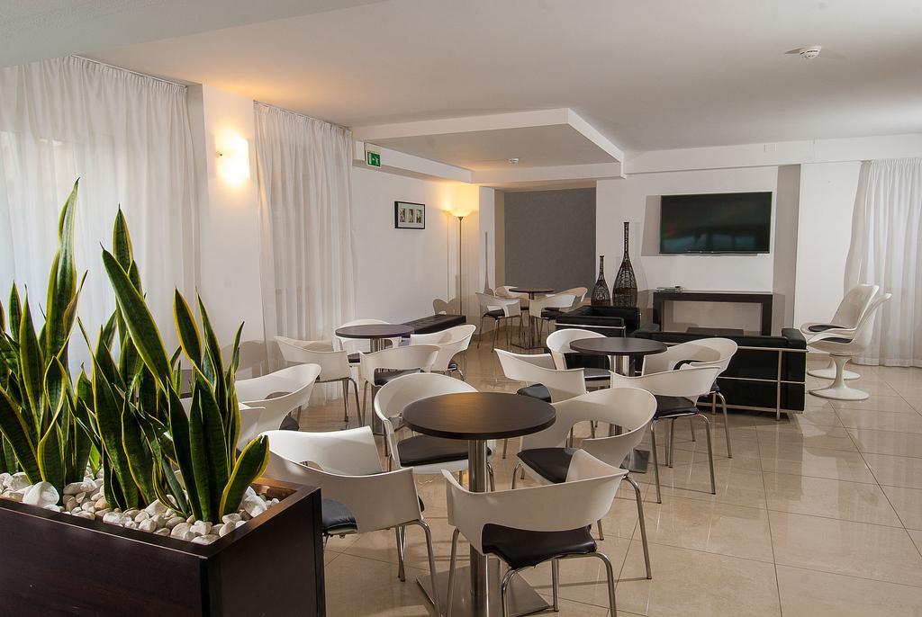 Hotel Niagara Cattolica Extérieur photo